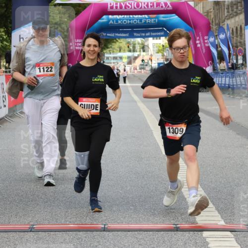 06.09.2026 - CURREX Alsterlauf Strokosch-Dieckow http://msf.ph/oto/10123792 06.09.2026 12:11:50 Ziel 1122, 1196, 1245, 1308, 1309 meine-sportfotos.de