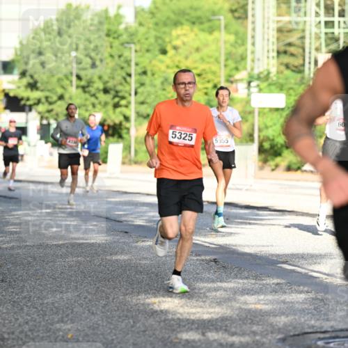 06.09.2026 - CURREX Alsterlauf Dr. Thomas Lammeyer http://msf.ph/oto/10123793 06.09.2026 09:40:20 Laufen 5325, 5955, 60, 2007 meine-sportfotos.de