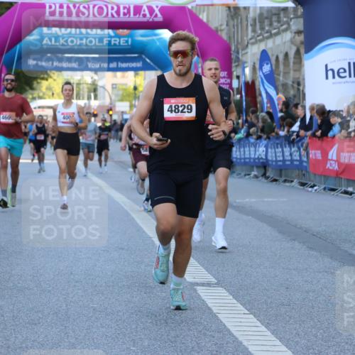 06.09.2026 - CURREX Alsterlauf Strokosch-Dieckow http://msf.ph/oto/10123835 06.09.2026 09:42:37 Ziel 2248, 3692, 4006, 4607, 4829, 5173, 5464, 5811, 6472 meine-sportfotos.de