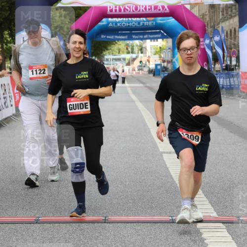 06.09.2026 - CURREX Alsterlauf Strokosch-Dieckow http://msf.ph/oto/10123838 06.09.2026 12:11:50 Ziel 1122, 1196, 1245, 1308, 1309 meine-sportfotos.de
