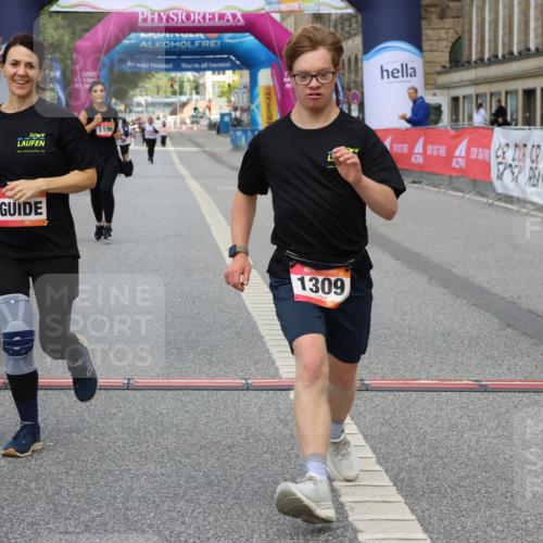 06.09.2026 - CURREX Alsterlauf Strokosch-Dieckow http://msf.ph/oto/10123844 06.09.2026 12:11:51 Ziel 1122, 1196, 1245, 1308, 1309 meine-sportfotos.de