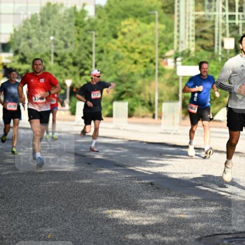06.09.2026 - CURREX Alsterlauf Dr. Thomas Lammeyer http://msf.ph/oto/10123846 06.09.2026 09:40:25 Laufen 2137, 3368, 5776, 3572, 1963, 330 meine-sportfotos.de