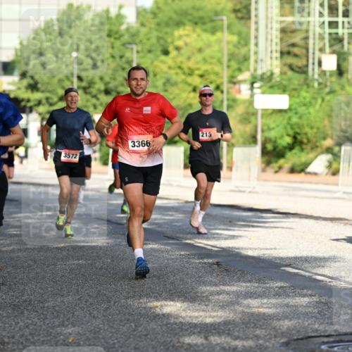 06.09.2026 - CURREX Alsterlauf Dr. Thomas Lammeyer http://msf.ph/oto/10123856 06.09.2026 09:40:27 Laufen 5776, 3572, 3366, 213, 5963 meine-sportfotos.de