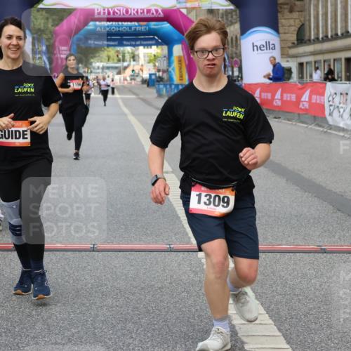 06.09.2026 - CURREX Alsterlauf Strokosch-Dieckow http://msf.ph/oto/10123860 06.09.2026 12:11:51 Ziel 1122, 1196, 1245, 1308, 1309 meine-sportfotos.de