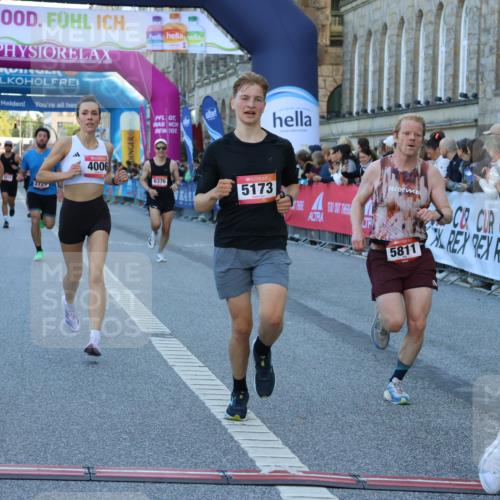 06.09.2026 - CURREX Alsterlauf Strokosch-Dieckow http://msf.ph/oto/10123861 06.09.2026 09:42:41 Ziel 2729, 3692, 4006, 4607, 4829, 5173, 5811, 6376 meine-sportfotos.de