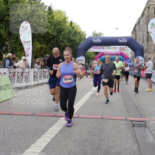 06.09.2026 - CURREX Alsterlauf Yannick Fuchs http://msf.ph/oto/10123873 06.09.2026 10:03:03 Ziel 3096, 3338, 3721, 3909, 4345, 4348, 4474, 4475, 4730, 4922, 5234, 5465, 5771, 5780, 5865, 5903, 6046, 6049, 6379, 6398, 8100 meine-sportfotos.de