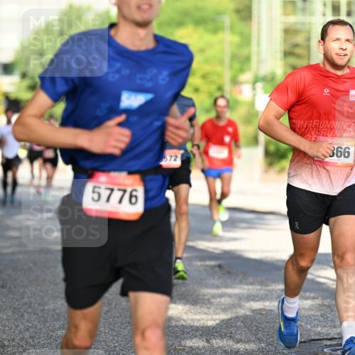 06.09.2026 - CURREX Alsterlauf Dr. Thomas Lammeyer http://msf.ph/oto/10123877 06.09.2026 09:40:28 Laufen 0, 5776, 572, 366 meine-sportfotos.de