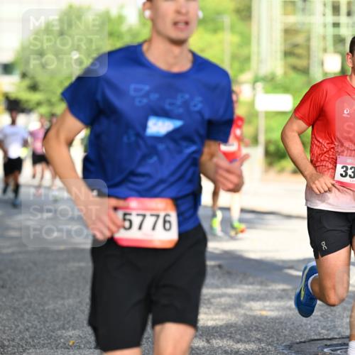06.09.2026 - CURREX Alsterlauf Dr. Thomas Lammeyer http://msf.ph/oto/10123878 06.09.2026 09:40:29 Laufen 5776, 3366 meine-sportfotos.de