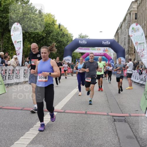 06.09.2026 - CURREX Alsterlauf Yannick Fuchs http://msf.ph/oto/10123886 06.09.2026 10:03:03 Ziel 3096, 3338, 3721, 3909, 4345, 4348, 4474, 4475, 4730, 4922, 5234, 5465, 5771, 5780, 5865, 5903, 6046, 6049, 6379, 6398, 8100 meine-sportfotos.de