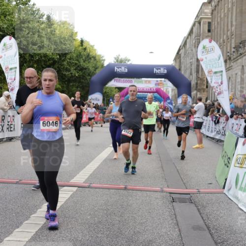 06.09.2026 - CURREX Alsterlauf Yannick Fuchs http://msf.ph/oto/10123897 06.09.2026 10:03:04 Ziel 3096, 3338, 3721, 3909, 3920, 4345, 4348, 4474, 4475, 4730, 4922, 5234, 5465, 5771, 5865, 5903, 5936, 6046, 6049, 6264, 6379, 6398, 8100 meine-sportfotos.de