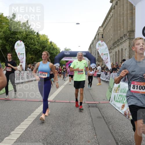 06.09.2026 - CURREX Alsterlauf Yannick Fuchs http://msf.ph/oto/10123947 06.09.2026 10:03:06 Ziel 2096, 2778, 3096, 3338, 3721, 3909, 3919, 3920, 4310, 4345, 4348, 4454, 4519, 4730, 4922, 5234, 5465, 5903, 5936, 6046, 6049, 6264, 6324, 6379, 8100, 8288 meine-sportfotos.de