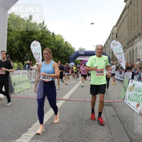 06.09.2026 - CURREX Alsterlauf Yannick Fuchs http://msf.ph/oto/10123973 06.09.2026 10:03:07 Ziel 2096, 2778, 3096, 3338, 3721, 3762, 3909, 3919, 3920, 4310, 4345, 4348, 4454, 4519, 4730, 4922, 5047, 5234, 5465, 5903, 5936, 6046, 6049, 6264, 6324, 6379, 8043, 8100, 8288 meine-sportfotos.de