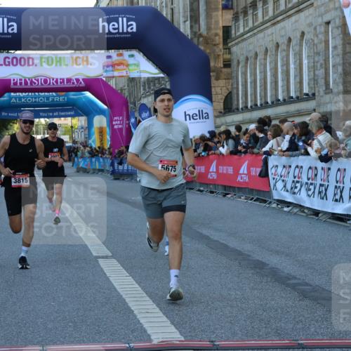 06.09.2026 - CURREX Alsterlauf Strokosch-Dieckow http://msf.ph/oto/10123984 06.09.2026 09:42:48 Ziel 2007, 2729, 3110, 3815, 4006, 4607, 5173, 5675, 5811, 6376, 6381 meine-sportfotos.de