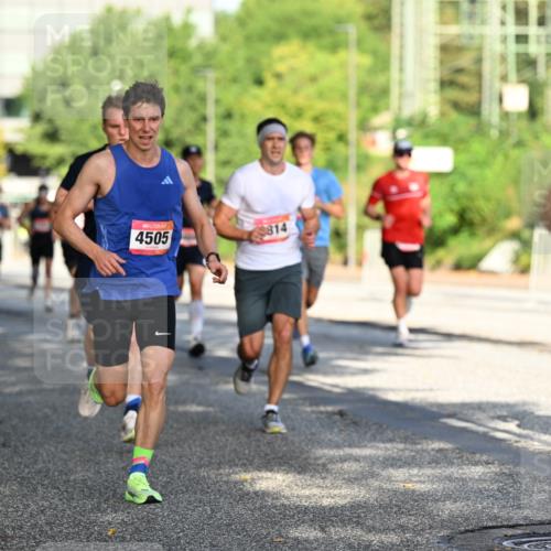 06.09.2026 - CURREX Alsterlauf Dr. Thomas Lammeyer http://msf.ph/oto/10123989 06.09.2026 09:40:40 Laufen 4505, 814 meine-sportfotos.de