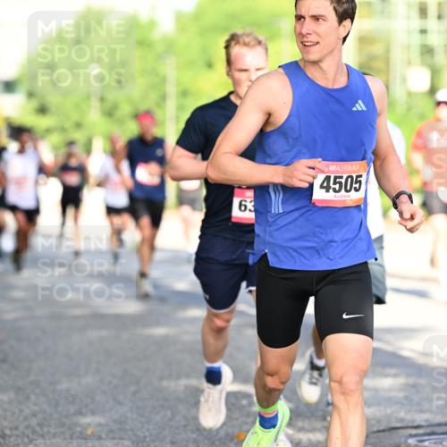 06.09.2026 - CURREX Alsterlauf Dr. Thomas Lammeyer http://msf.ph/oto/10123997 06.09.2026 09:40:41 Laufen 11, 63, 4505 meine-sportfotos.de