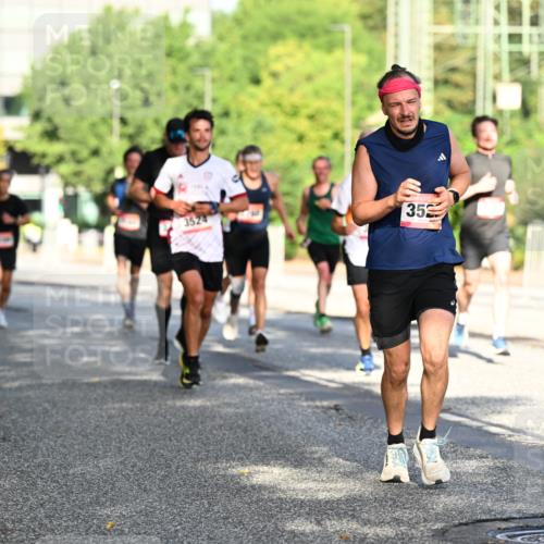 06.09.2026 - CURREX Alsterlauf Dr. Thomas Lammeyer http://msf.ph/oto/10124021 06.09.2026 09:40:44 Laufen 3524, 35 meine-sportfotos.de