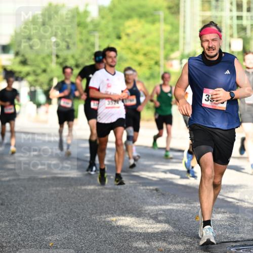 06.09.2026 - CURREX Alsterlauf Dr. Thomas Lammeyer http://msf.ph/oto/10124026 06.09.2026 09:40:45 Laufen 35 meine-sportfotos.de