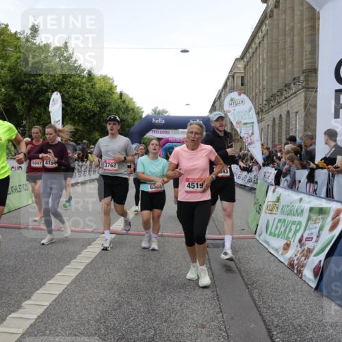 06.09.2026 - CURREX Alsterlauf Yannick Fuchs http://msf.ph/oto/10124117 06.09.2026 10:03:12 Ziel 2096, 2778, 3096, 3131, 3626, 3762, 3919, 3920, 4229, 4310, 4454, 4519, 4919, 4922, 4936, 5047, 5054, 5234, 5653, 5756, 5936, 6049, 6264, 6324, 6377, 6379, 8043, 8100, 8288 meine-sportfotos.de