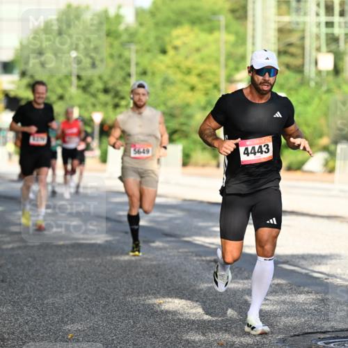 06.09.2026 - CURREX Alsterlauf Dr. Thomas Lammeyer http://msf.ph/oto/10124142 06.09.2026 09:40:56 Laufen 5649, 4443 meine-sportfotos.de
