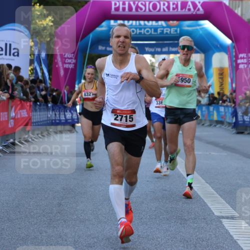 06.09.2026 - CURREX Alsterlauf Strokosch-Dieckow http://msf.ph/oto/10124150 06.09.2026 09:42:59 Ziel 2715, 3361, 5950, 6140, 6421, 8321 meine-sportfotos.de