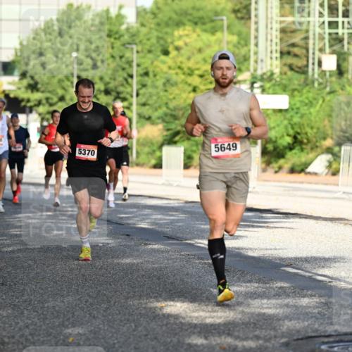 06.09.2026 - CURREX Alsterlauf Dr. Thomas Lammeyer http://msf.ph/oto/10124154 06.09.2026 09:40:57 Laufen 3197, 3960, 5649, 5370 meine-sportfotos.de