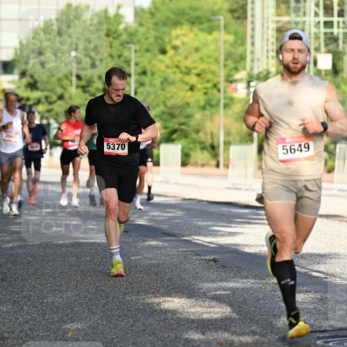 06.09.2026 - CURREX Alsterlauf Dr. Thomas Lammeyer http://msf.ph/oto/10124161 06.09.2026 09:40:58 Laufen 5370, 5649 meine-sportfotos.de