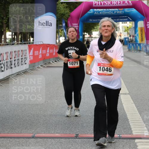 06.09.2026 - CURREX Alsterlauf Strokosch-Dieckow http://msf.ph/oto/10124164 06.09.2026 12:12:42 Ziel 1046, 1071 meine-sportfotos.de
