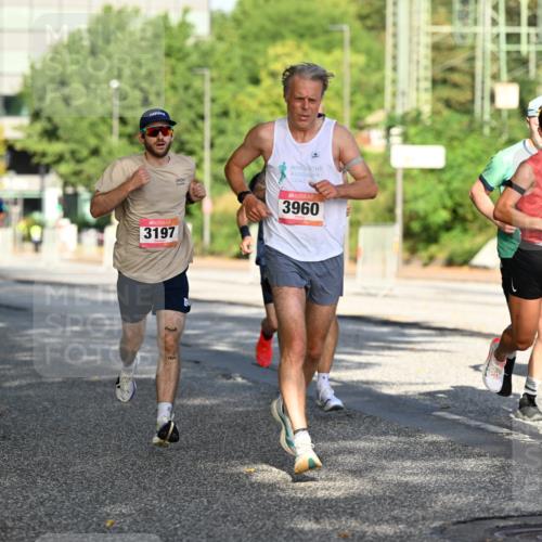 06.09.2026 - CURREX Alsterlauf Dr. Thomas Lammeyer http://msf.ph/oto/10124200 06.09.2026 09:41:02 Laufen 3197, 3960, 3715, 910 meine-sportfotos.de