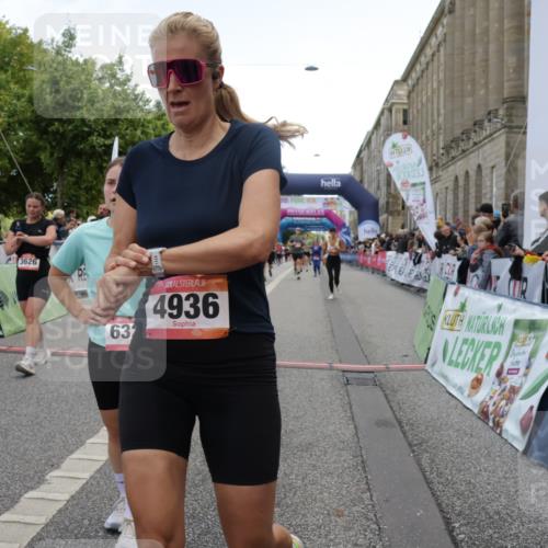 06.09.2026 - CURREX Alsterlauf Yannick Fuchs http://msf.ph/oto/10124222 06.09.2026 10:03:15 Ziel 2096, 2778, 3131, 3626, 3762, 3919, 3920, 4229, 4310, 4454, 4519, 4919, 4936, 5025, 5047, 5054, 5234, 5653, 5756, 5936, 6050, 6264, 6324, 6377, 8043, 8288 meine-sportfotos.de