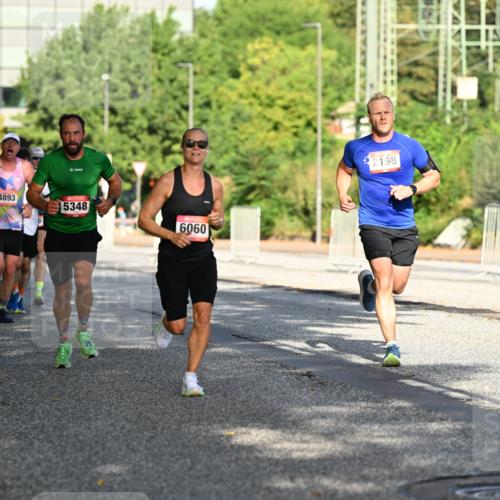 06.09.2026 - CURREX Alsterlauf Dr. Thomas Lammeyer http://msf.ph/oto/10124239 06.09.2026 09:41:09 Laufen 6102, 4893, 5348, 6060, 2198 meine-sportfotos.de