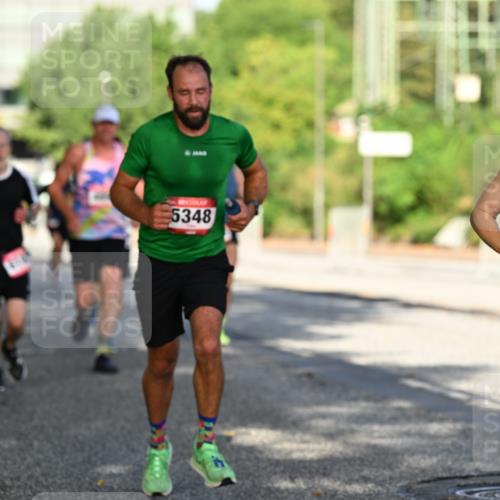 06.09.2026 - CURREX Alsterlauf Dr. Thomas Lammeyer http://msf.ph/oto/10124258 06.09.2026 09:41:11 Laufen 5348, 6060 meine-sportfotos.de