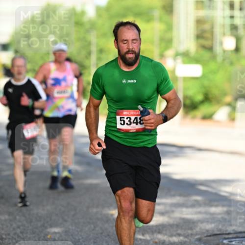 06.09.2026 - CURREX Alsterlauf Dr. Thomas Lammeyer http://msf.ph/oto/10124266 06.09.2026 09:41:12 Laufen 11, 5348 meine-sportfotos.de