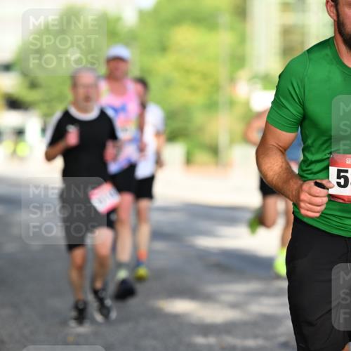06.09.2026 - CURREX Alsterlauf Dr. Thomas Lammeyer http://msf.ph/oto/10124270 06.09.2026 09:41:12 Laufen 5348 meine-sportfotos.de