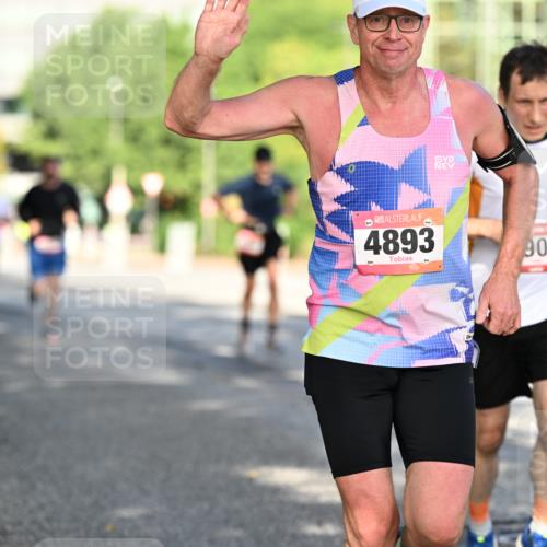 06.09.2026 - CURREX Alsterlauf Dr. Thomas Lammeyer http://msf.ph/oto/10124291 06.09.2026 09:41:14 Laufen 4893, 905 meine-sportfotos.de