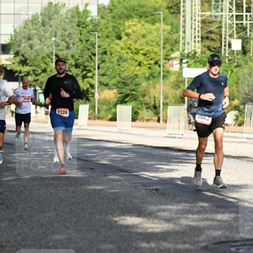 06.09.2026 - CURREX Alsterlauf Dr. Thomas Lammeyer http://msf.ph/oto/10124306 06.09.2026 09:41:16 Laufen 5402, 560, 5114, 2699, 8328, 5062 meine-sportfotos.de