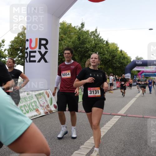06.09.2026 - CURREX Alsterlauf Yannick Fuchs http://msf.ph/oto/10124309 06.09.2026 10:03:17 Ziel 2096, 2778, 3131, 3626, 3762, 3919, 4229, 4310, 4454, 4519, 4919, 4936, 5025, 5047, 5054, 5552, 5653, 5756, 6050, 6324, 6345, 6355, 6377, 8043, 8150, 8288 meine-sportfotos.de