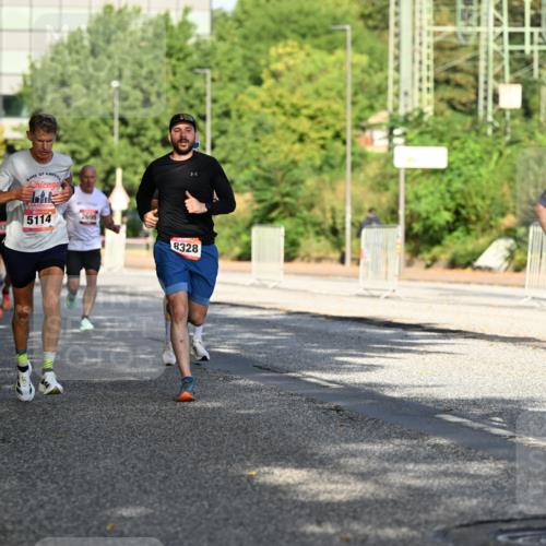 06.09.2026 - CURREX Alsterlauf Dr. Thomas Lammeyer http://msf.ph/oto/10124313 06.09.2026 09:41:17 Laufen 5606, 5114, 2699, 8328 meine-sportfotos.de