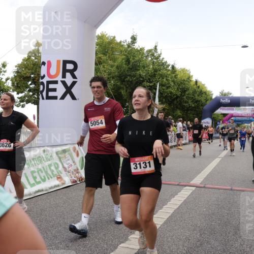 06.09.2026 - CURREX Alsterlauf Yannick Fuchs http://msf.ph/oto/10124318 06.09.2026 10:03:18 Ziel 2323, 2334, 2522, 2778, 3131, 3626, 3762, 3874, 4229, 4519, 4919, 4936, 5025, 5047, 5054, 5552, 5653, 5756, 6050, 6324, 6345, 6355, 6377, 8043, 8150, 8288 meine-sportfotos.de