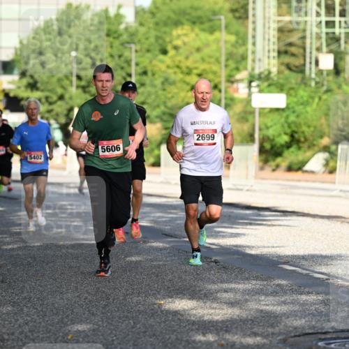 06.09.2026 - CURREX Alsterlauf Dr. Thomas Lammeyer http://msf.ph/oto/10124352 06.09.2026 09:41:21 Laufen 5402, 5606, 2699 meine-sportfotos.de