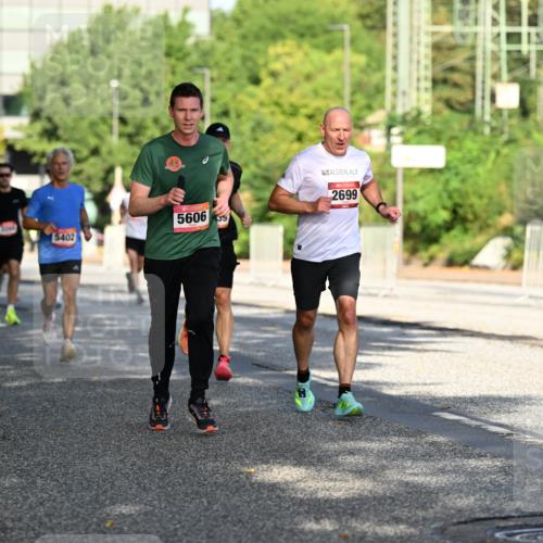 06.09.2026 - CURREX Alsterlauf Dr. Thomas Lammeyer http://msf.ph/oto/10124353 06.09.2026 09:41:21 Laufen 5402, 5606, 2699 meine-sportfotos.de