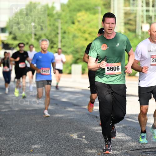 06.09.2026 - CURREX Alsterlauf Dr. Thomas Lammeyer http://msf.ph/oto/10124368 06.09.2026 09:41:22 Laufen 5402, 5606, 2699 meine-sportfotos.de