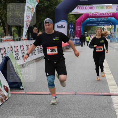06.09.2026 - CURREX Alsterlauf Strokosch-Dieckow http://msf.ph/oto/10124391 06.09.2026 12:18:02 Ziel 1306 meine-sportfotos.de