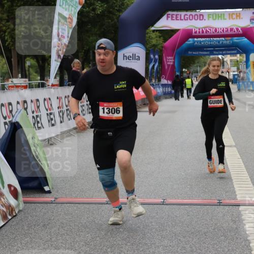 06.09.2026 - CURREX Alsterlauf Strokosch-Dieckow http://msf.ph/oto/10124398 06.09.2026 12:18:02 Ziel 1306 meine-sportfotos.de