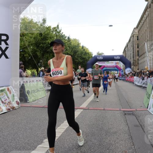 06.09.2026 - CURREX Alsterlauf Yannick Fuchs http://msf.ph/oto/10124411 06.09.2026 10:03:20 Ziel 2280, 2323, 2334, 2522, 3131, 3625, 3626, 3874, 4229, 4919, 4936, 5025, 5054, 5552, 5653, 5756, 6050, 6345, 6355, 6377, 8150 meine-sportfotos.de