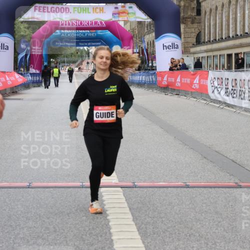 06.09.2026 - CURREX Alsterlauf Strokosch-Dieckow http://msf.ph/oto/10124412 06.09.2026 12:18:03 Ziel 1306 meine-sportfotos.de