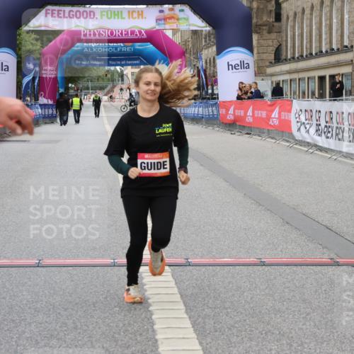 06.09.2026 - CURREX Alsterlauf Strokosch-Dieckow http://msf.ph/oto/10124415 06.09.2026 12:18:04 Ziel 1306 meine-sportfotos.de