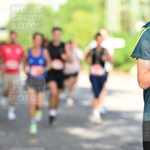 06.09.2026 - CURREX Alsterlauf Dr. Thomas Lammeyer http://msf.ph/oto/10124421 06.09.2026 09:41:27 Laufen 5722 meine-sportfotos.de