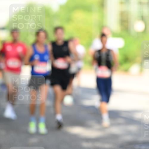 06.09.2026 - CURREX Alsterlauf Dr. Thomas Lammeyer http://msf.ph/oto/10124423 06.09.2026 09:41:28 Laufen 25 meine-sportfotos.de