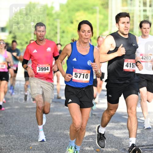 06.09.2026 - CURREX Alsterlauf Dr. Thomas Lammeyer http://msf.ph/oto/10124432 06.09.2026 09:41:28 Laufen 3994, 5710, 415, 4203, 4928 meine-sportfotos.de