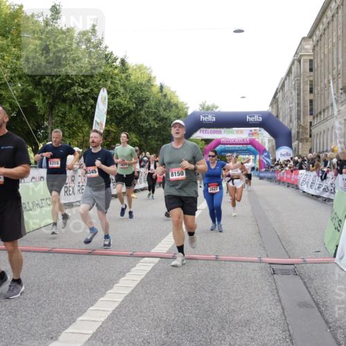 06.09.2026 - CURREX Alsterlauf Yannick Fuchs http://msf.ph/oto/10124446 06.09.2026 10:03:21 Ziel 2280, 2323, 2334, 2522, 3131, 3625, 3626, 3874, 5025, 5054, 5552, 5651, 5653, 6050, 6345, 6355, 6377, 8150 meine-sportfotos.de